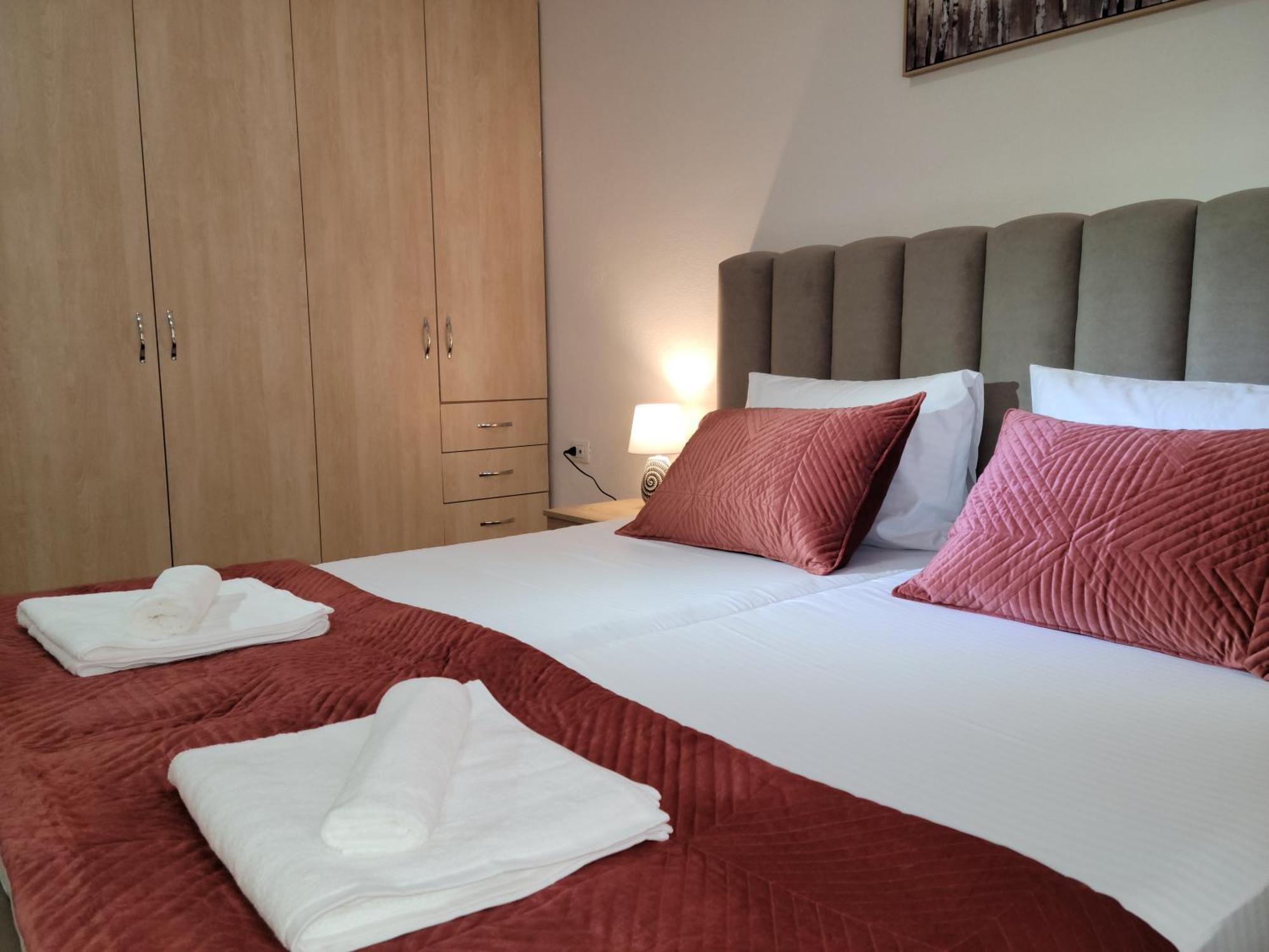 Gledis Apartment Tirana - Panoramic City Terrace Экстерьер фото